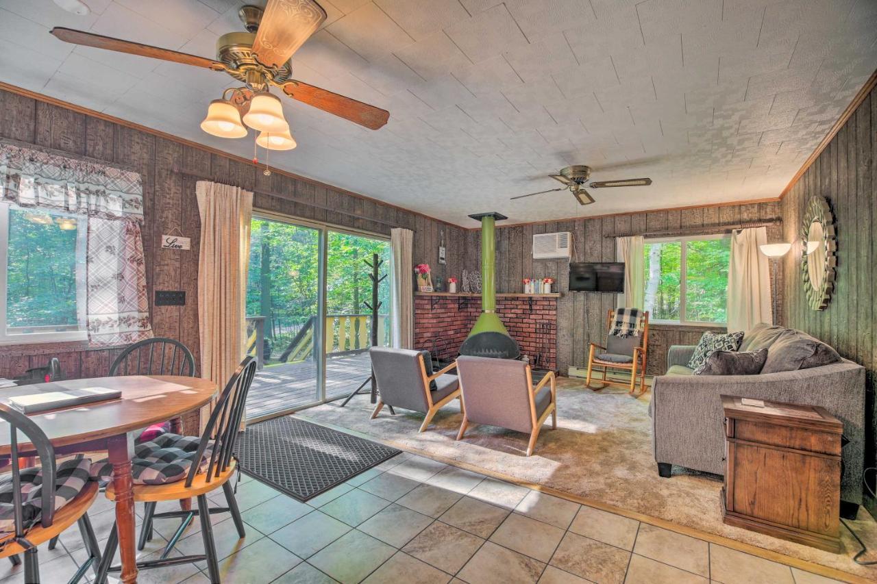 Cozy Adirondacks Cabin Walk To Lake Eaton! Jay Exterior photo