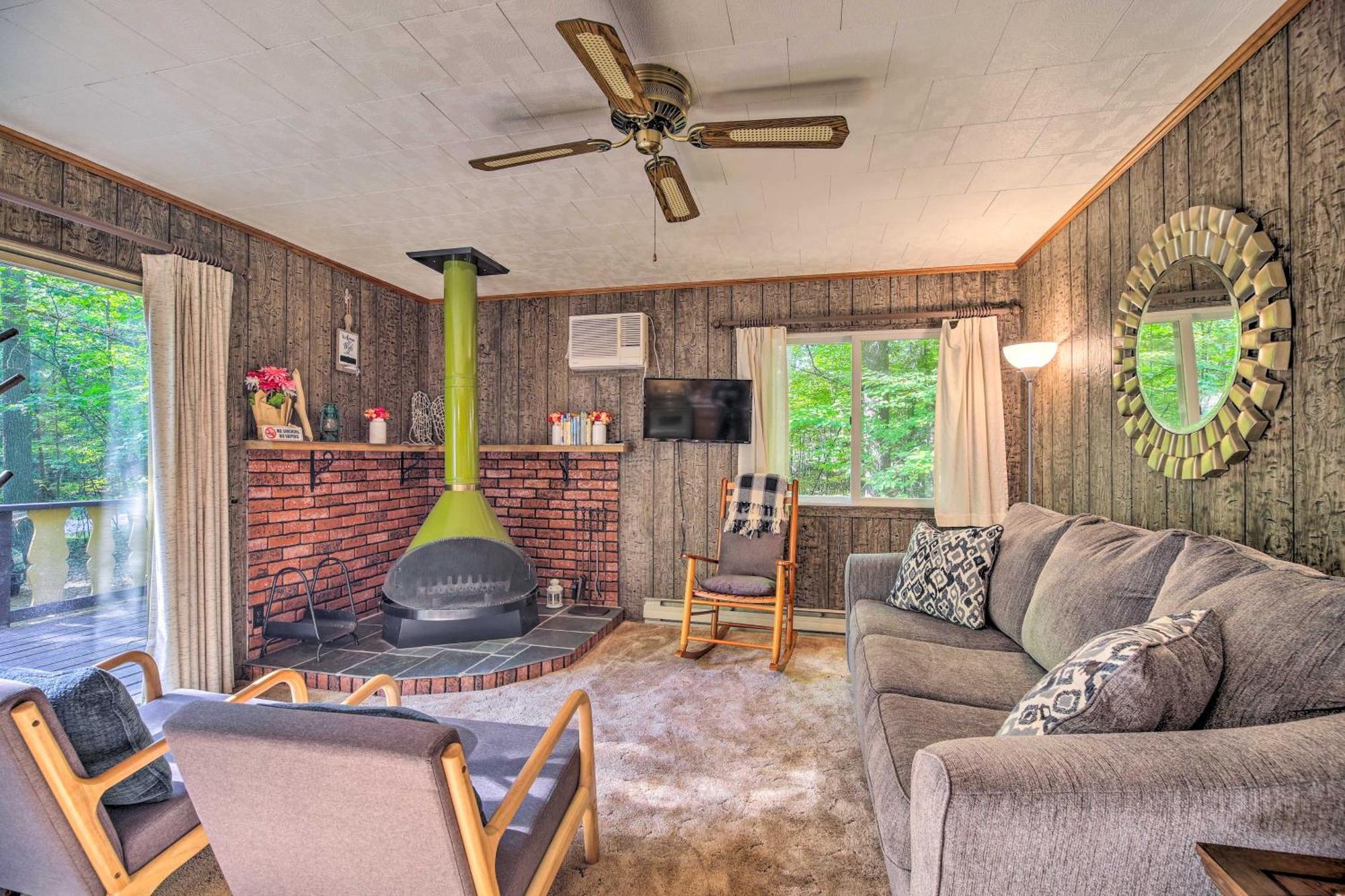Cozy Adirondacks Cabin Walk To Lake Eaton! Jay Exterior photo